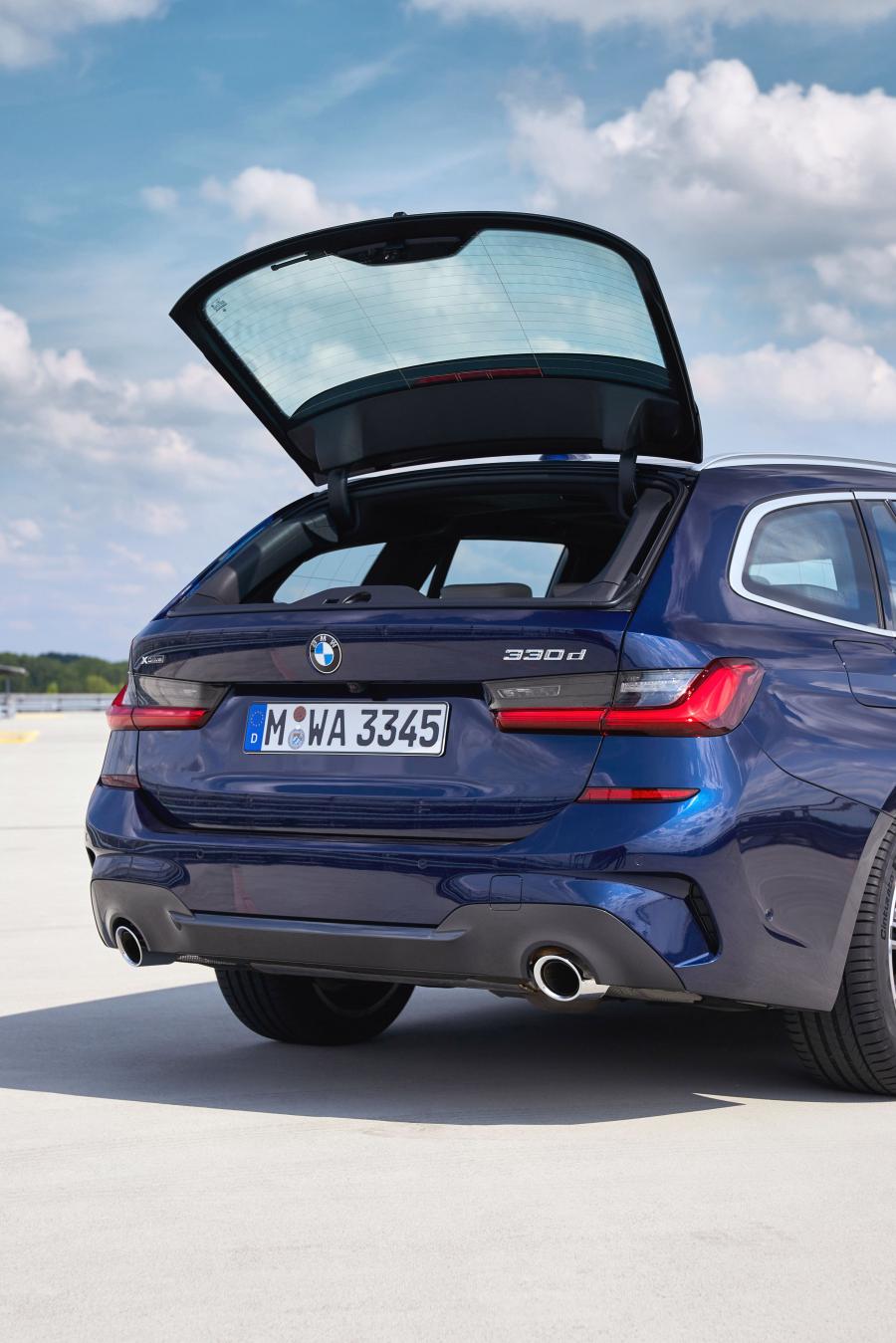 Багажник BMW 330d xDrive Touring M Sport (G21) 2019 года  (WW) (фото 13 из 40)